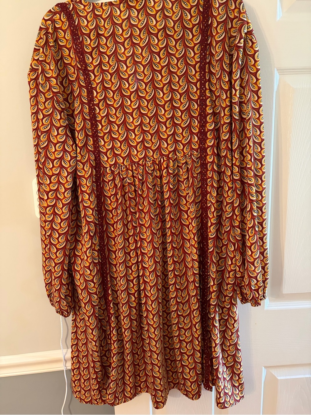 Suzanne Betro Burgundy and Burnt Orange V‑Neck Mini Dress - Picture 3 of 8